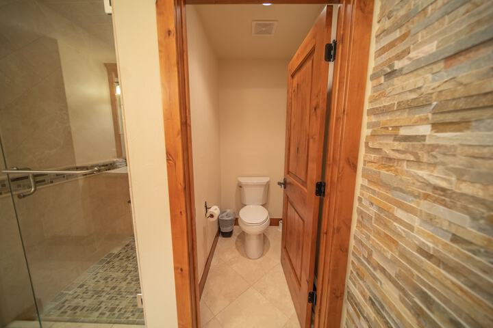 Hotel 46 of 63