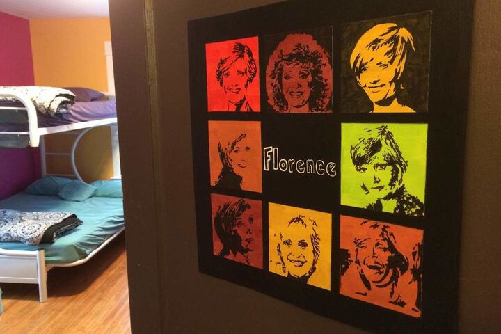 Room 8 of 43