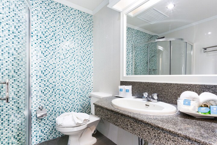 Bath Interior