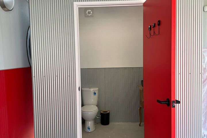 Room 49 of 64