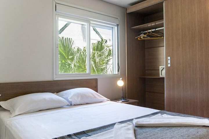 Room 8 of 50