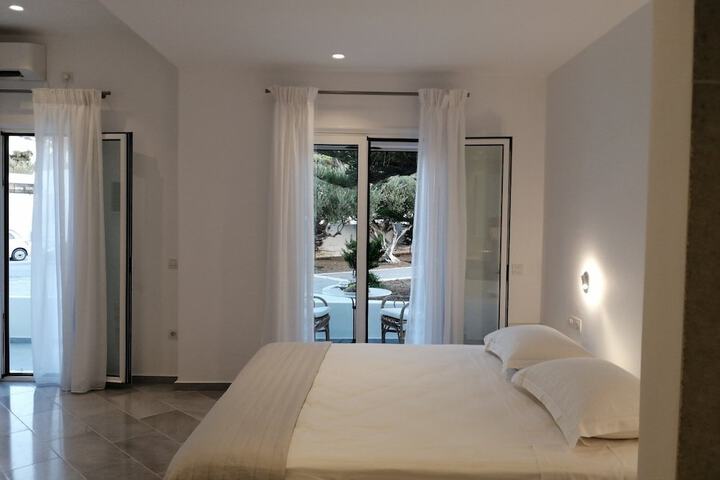 Room 18 of 43