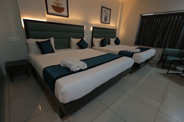 Room 16 of 48