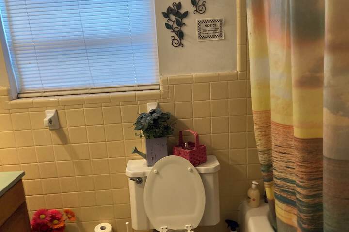 Room 36 of 43