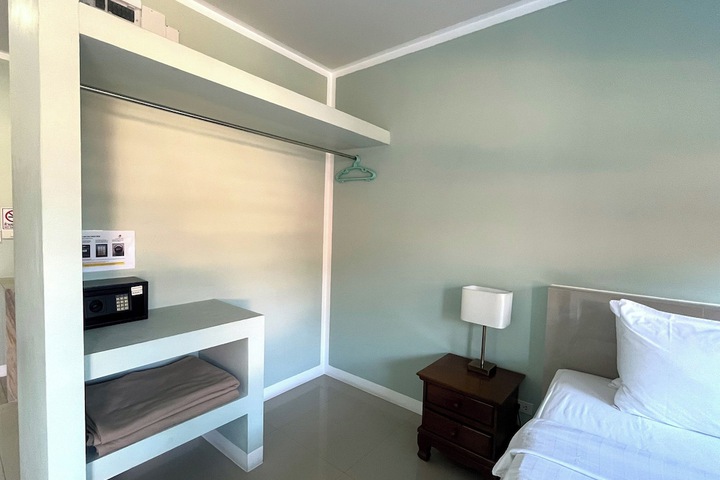 Room 20 of 43
