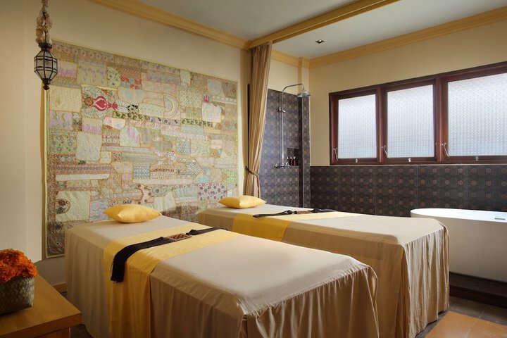 Room 43 of 74