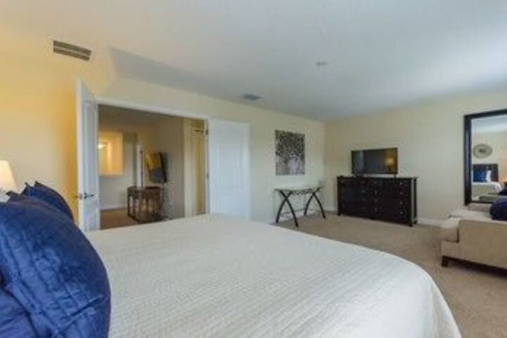 Room 15 of 25
