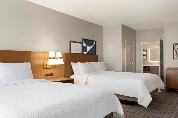 1 King Bed Studio Suite Communication Accessible (6 of 19)