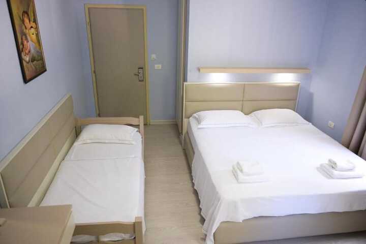 Room 19 of 51