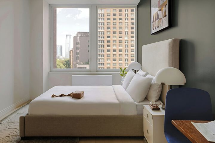 Room 20 of 104