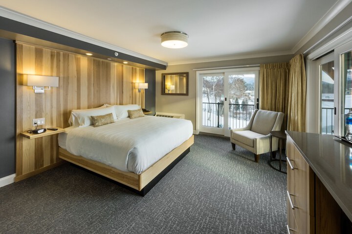 Room 10 of 52