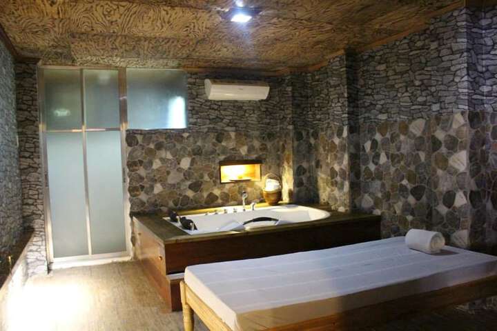 Relaxing Spa
