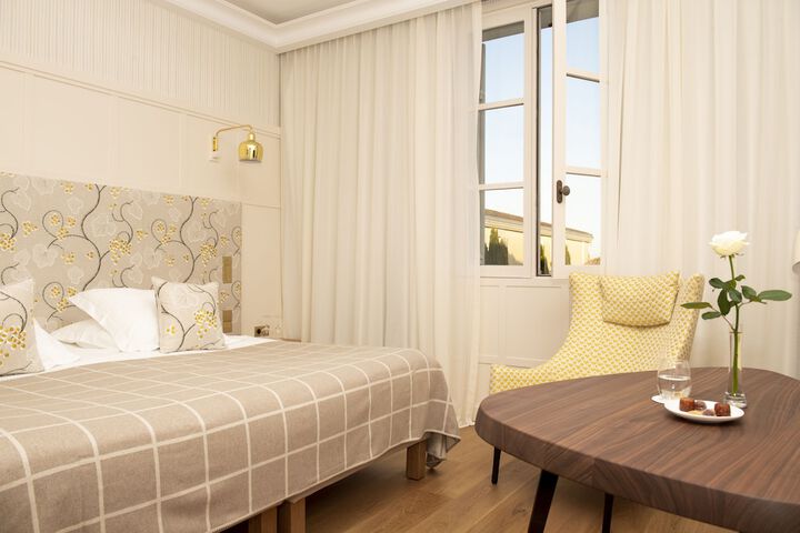 Room 16 of 56