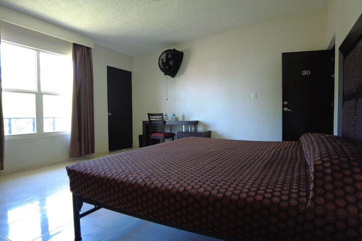 Room 23 of 44