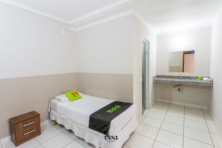 Room 48 of 57
