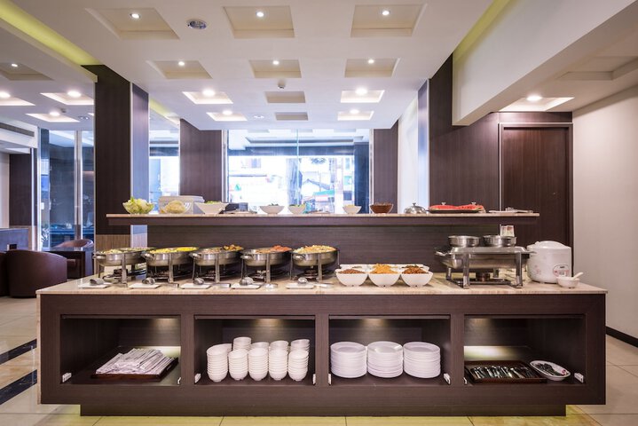 Breakfast/Coffee Service 31 of 46