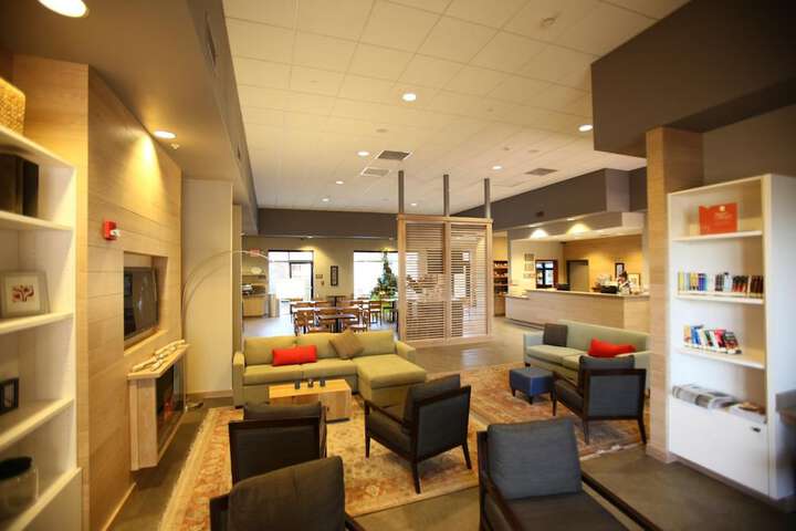 Guest Lobby