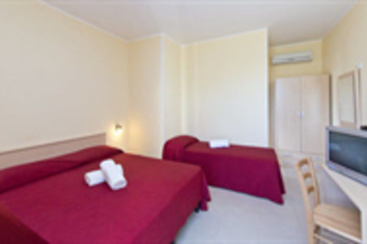 VILLAGE GABRIELLA HOTEL
