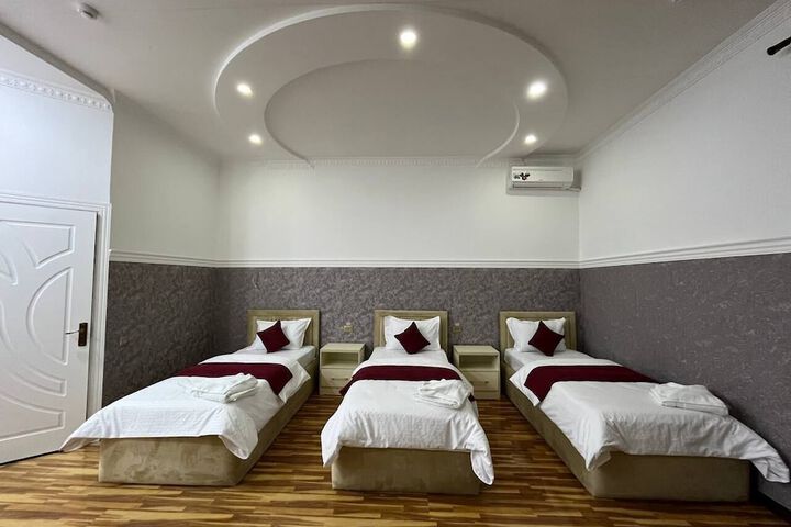 Room 16 of 44