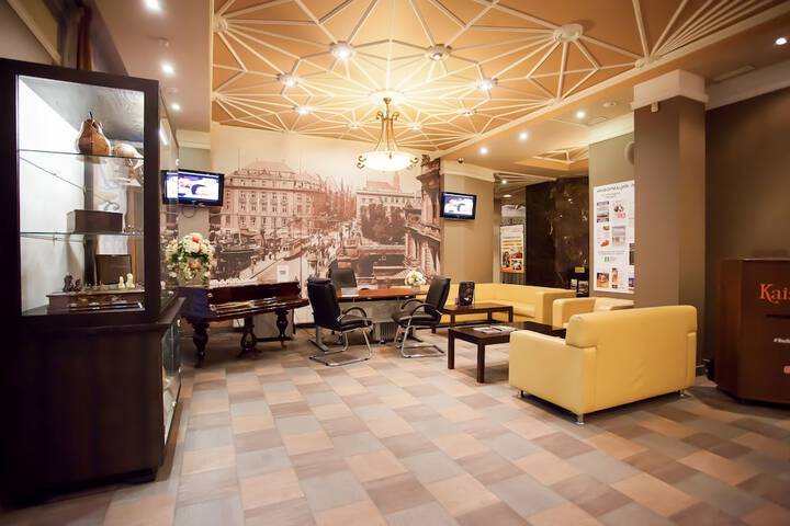 Hotel 2 of 91