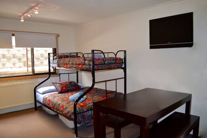 Room 10 of 71