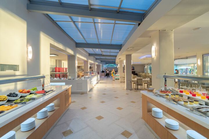 Dining 54 of 110