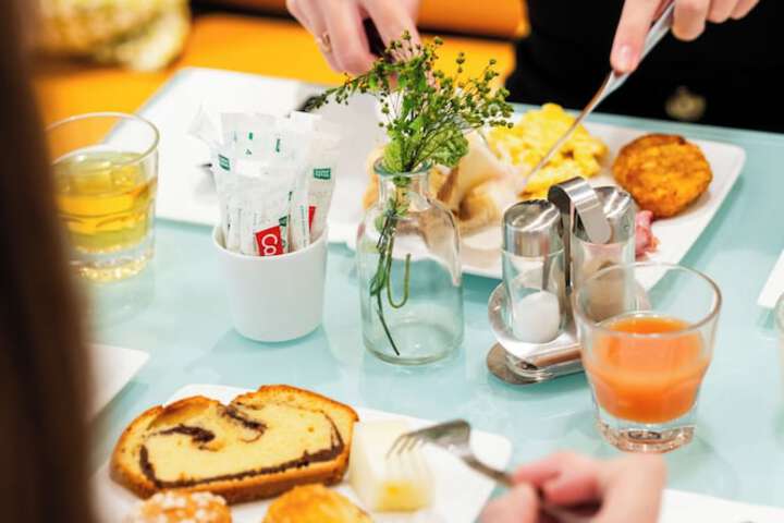 Breakfast/Coffee Service 49 of 74