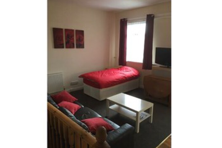 Room 12 of 40