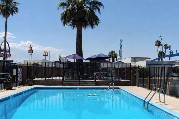 Pool 78 of 85