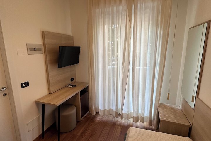 Room 17 of 69