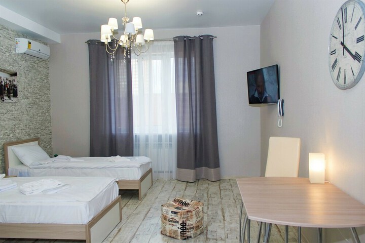 Room 44 of 101