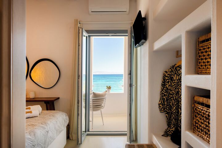 Room 42 of 169