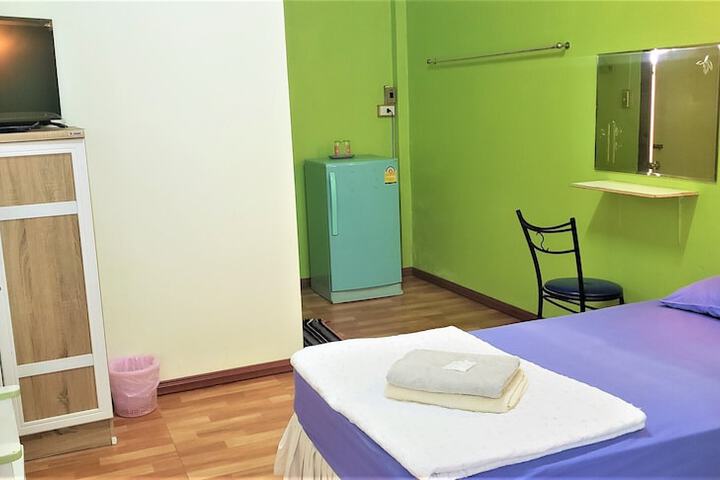 Room 14 of 49