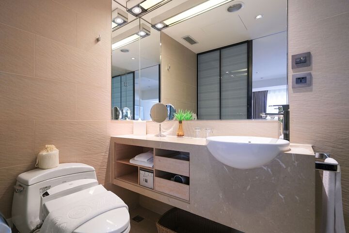 Clean Restrooms