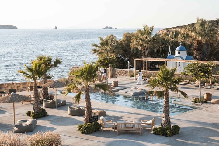Seesoo Paros Beachfront Luxury Hideaway in Paros