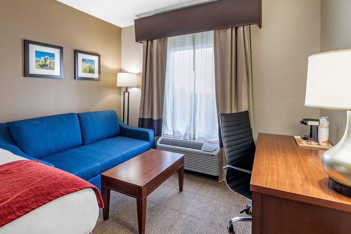 Room 17 of 35