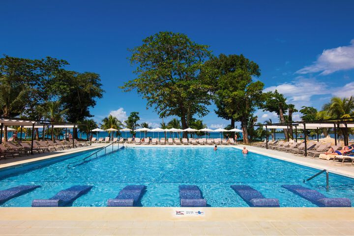 Pool 26 of 67