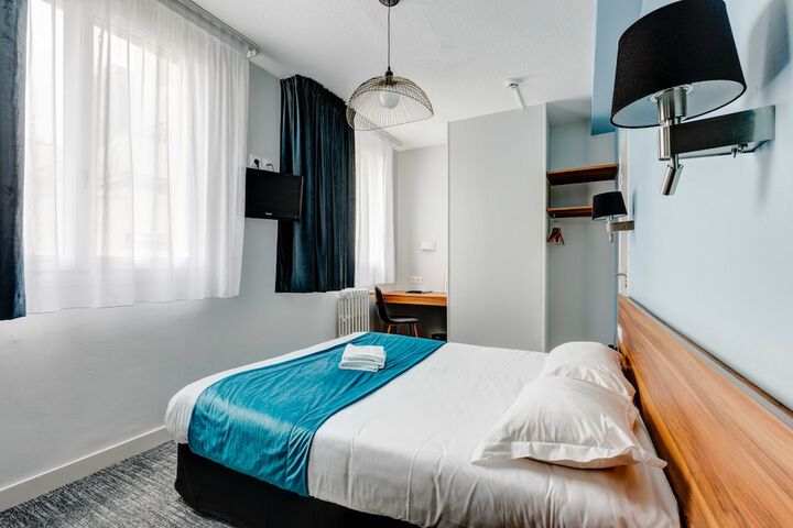 Room 18 of 50