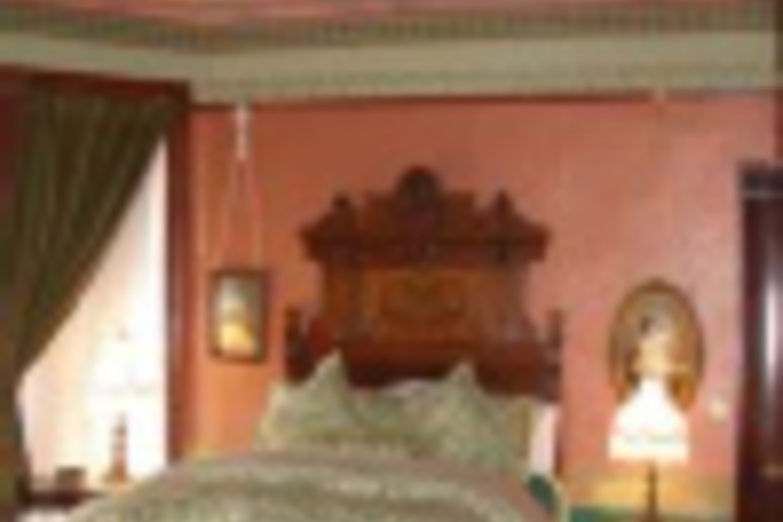 Room 65 of 192