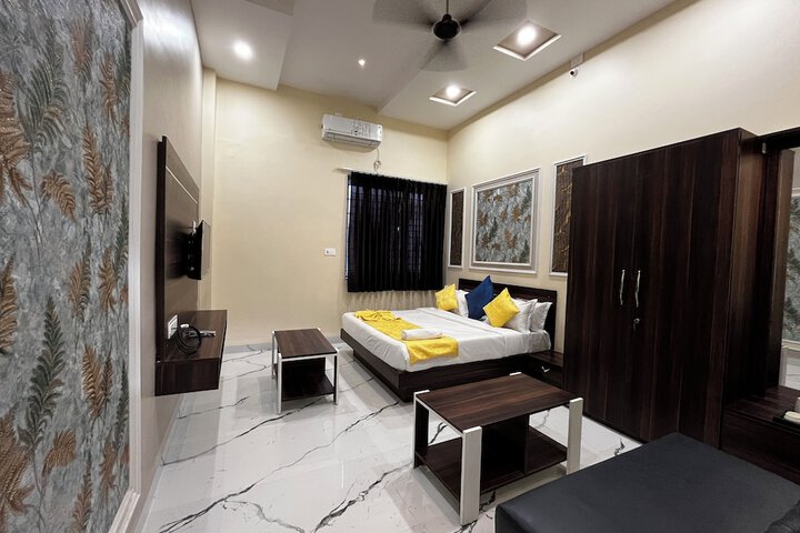 Room 6 of 59