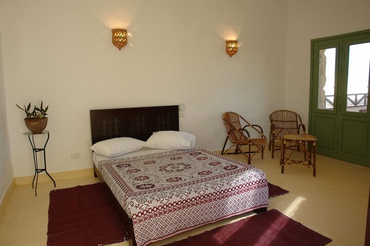 Room 11 of 49