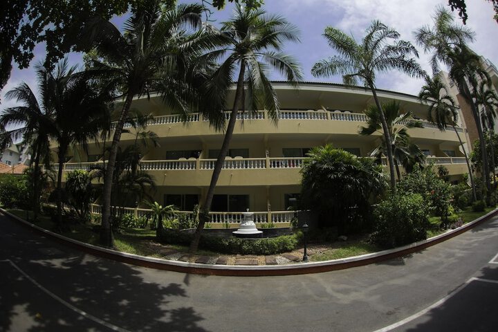 Hotel 45 of 47