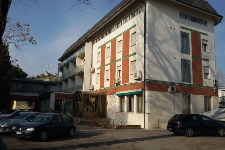 Hotel 33 of 34