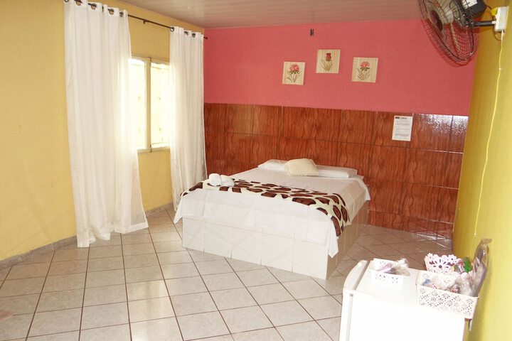 Room 10 of 35