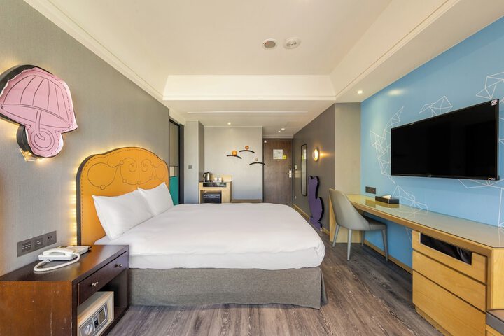 Room 36 of 103