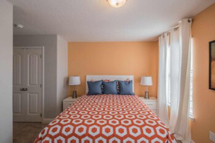 Room 16 of 23