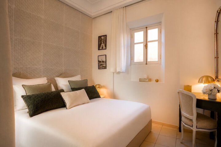 Room 12 of 61