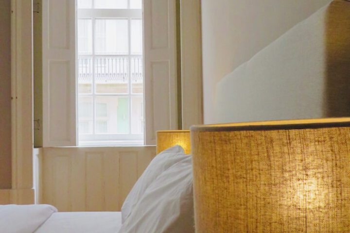 Room 27 of 72