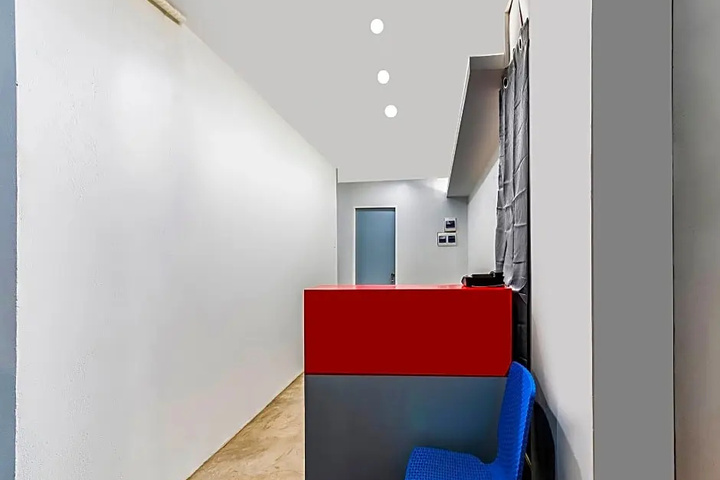 Room 2 of 9