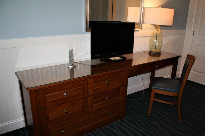 Room 70 of 169